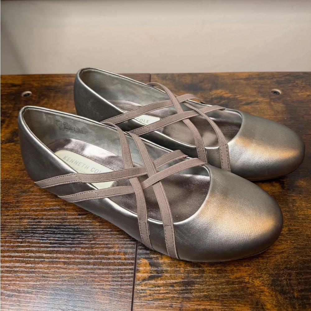 Kenneth Cole Rosebay GunMetal Crisscross Ballet Flats Size 6